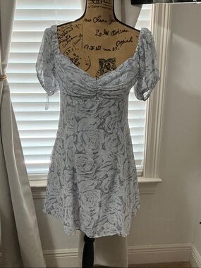 Light Blue Floral Puff-Sleeve Mini Dress